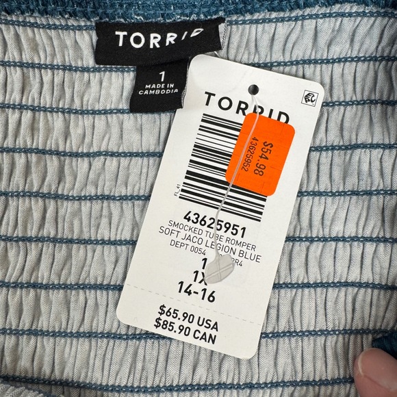 Torrid Smocked Tube Romper Legion Blue Floral Plus Size 1X 14-16 NWT 43625951 - Picture 8 of 15